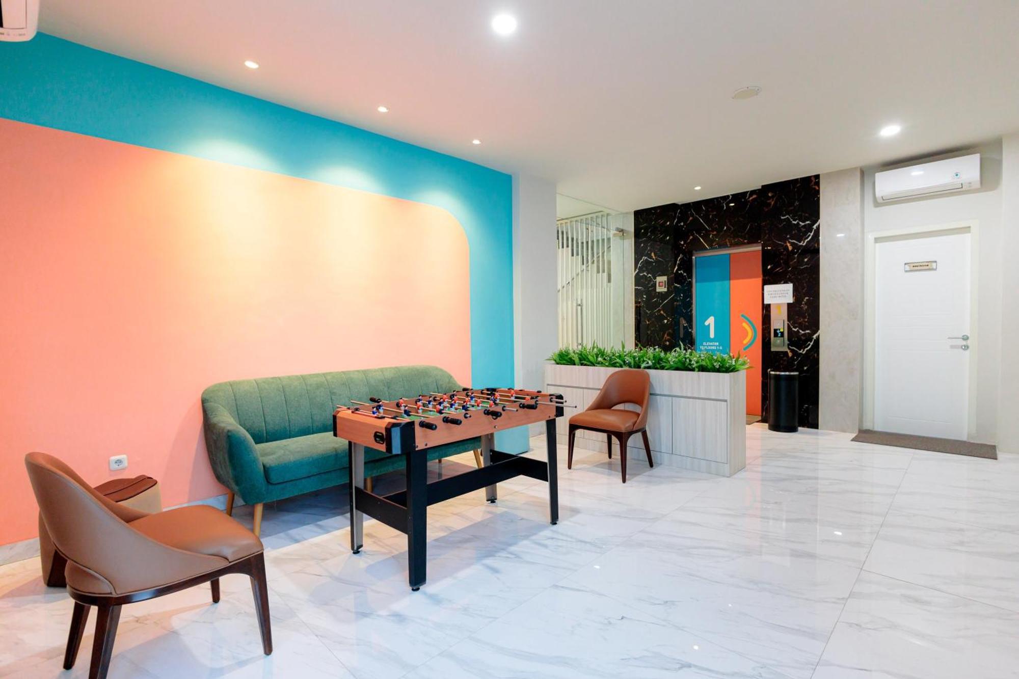 Sans Hotel 88 Andalan Surabaya By Reddoorz Exterior foto